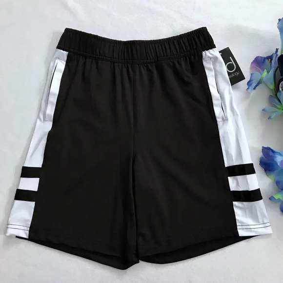Ideology NWT Performance Black and White Shorts Boys Various - Picture 2 of 10